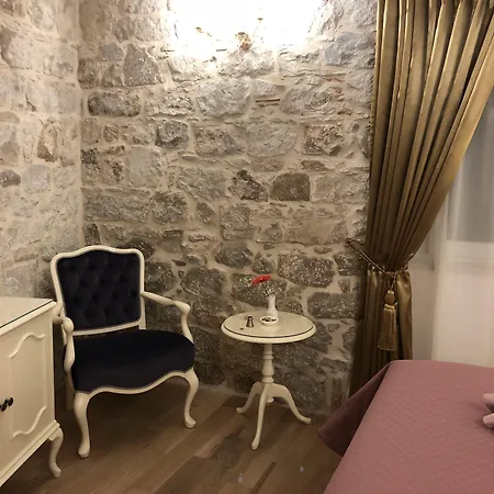 Priska Heritage (adults Only) Σπλιτ