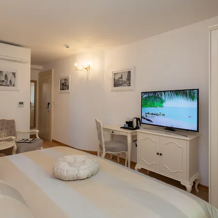 Priska Heritage (adults Only) 4* Σπλιτ
