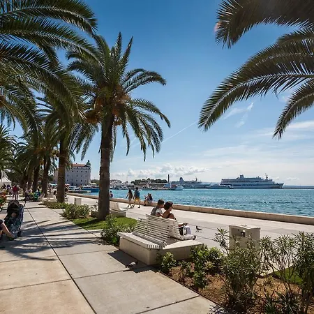 Πανσιόν Priska Heritage (adults Only) Σπλιτ