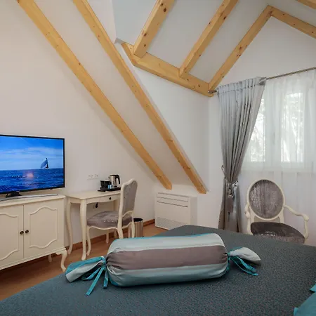 Priska Heritage (adults Only) Affittacamere 4*