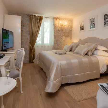 Priska Heritage (adults Only) Gostinjska kuća